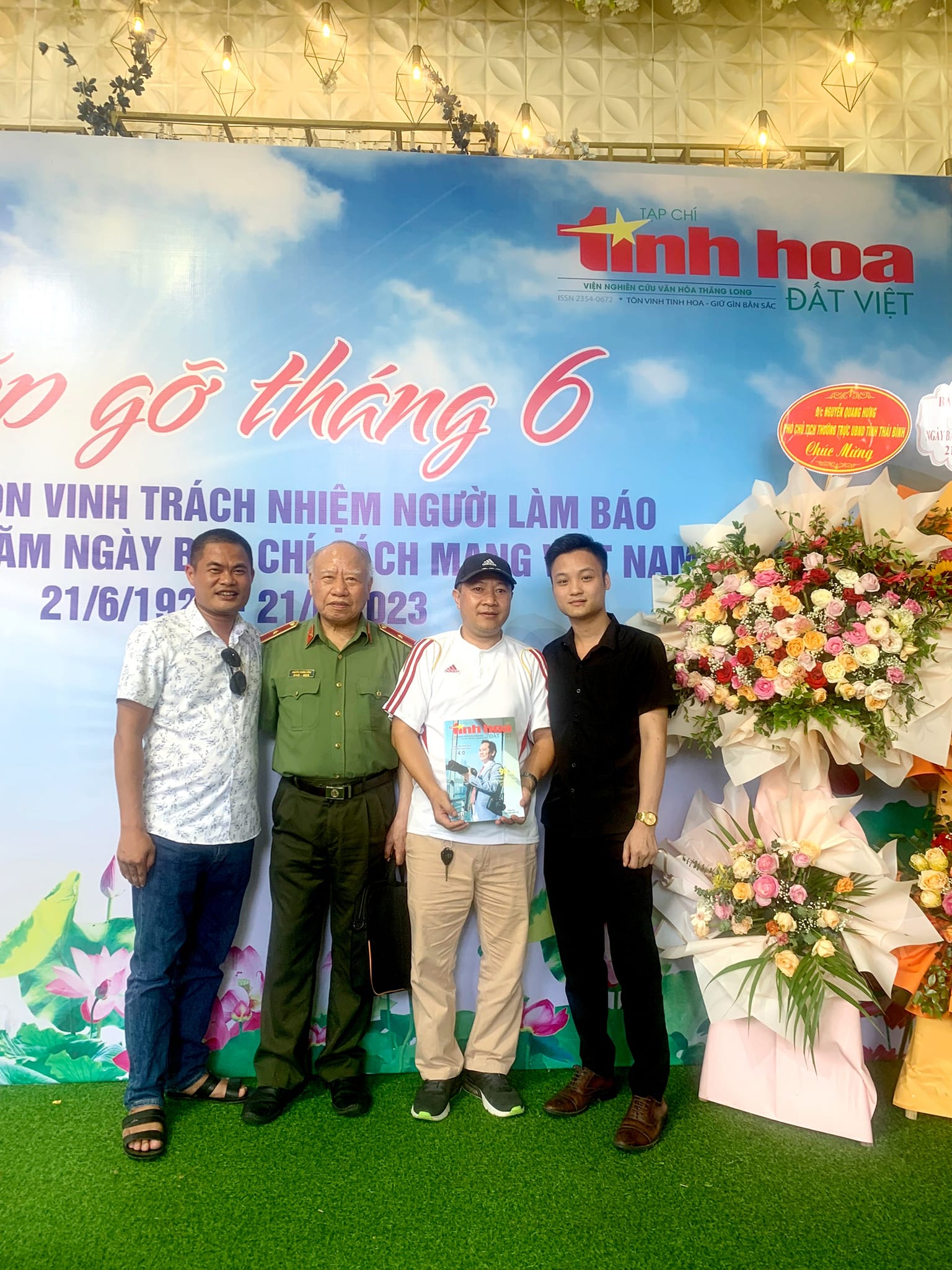 Dai dien CEO Zubi tham du Ky niem 98 nam Ngay Bao chi Cach mang Viet Nam do Tap chi Tinh Hoa Dat Viet to chuc 1